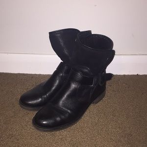 Baretraps Black Motorcycle Boots with Fur Lining 8
